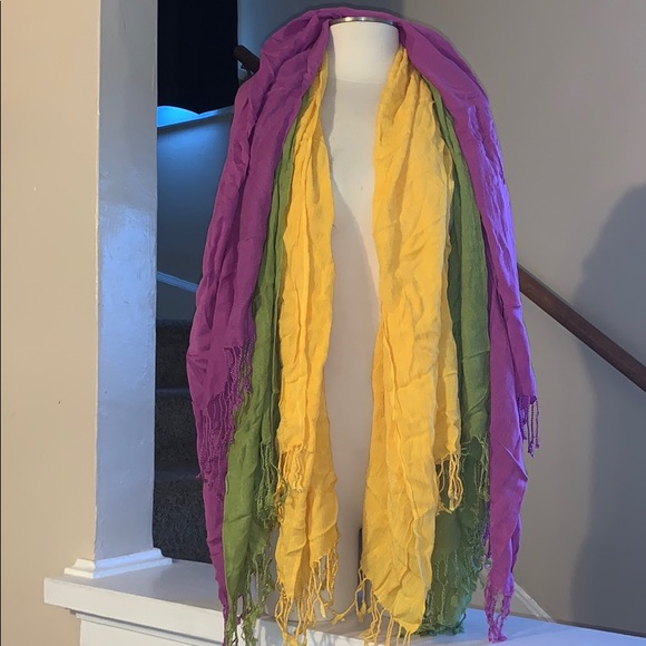 Lot of 8 open fashion scarves. - Picture 6 of 7